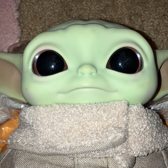 STAR WARS - The Mandalorian The Child Life Like Life Size Doll NWT - Picture 3 of 3